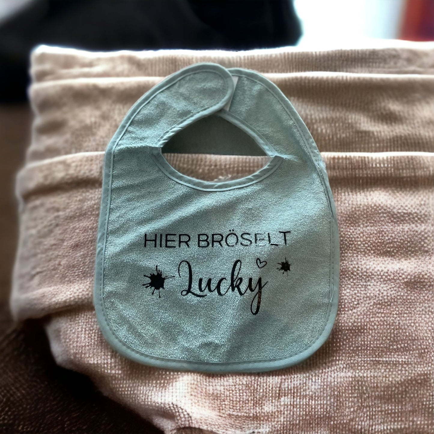 Personalisiertes Lätzchen