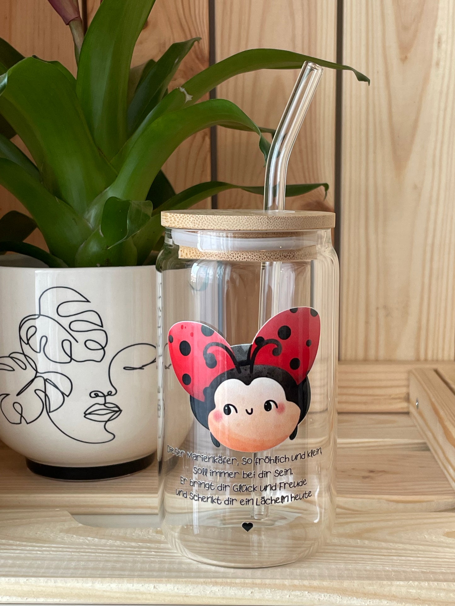 Trinkglas: Marienkäfer mit Spruch