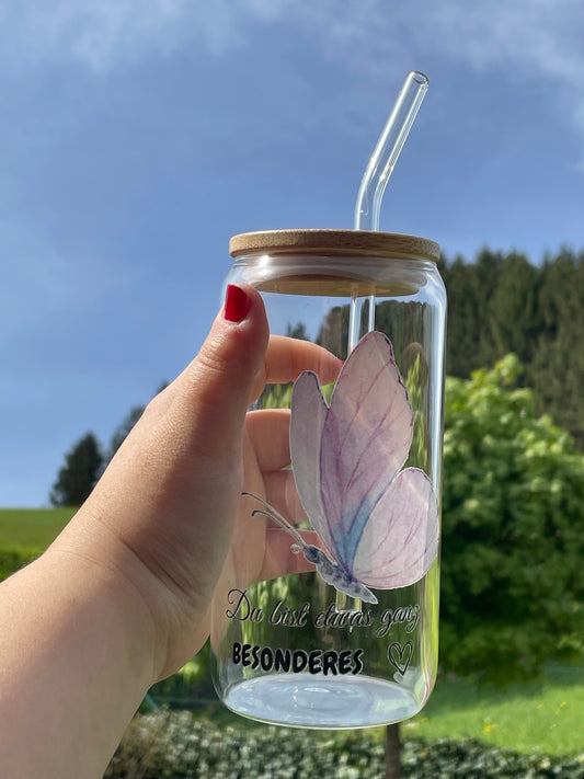Trinkglas groß: Schmetterling mit "Du bist etwas ganz besonderes"